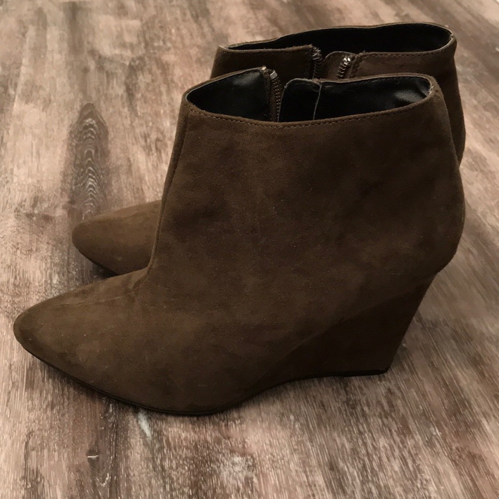 Forever 21 wedge booties
